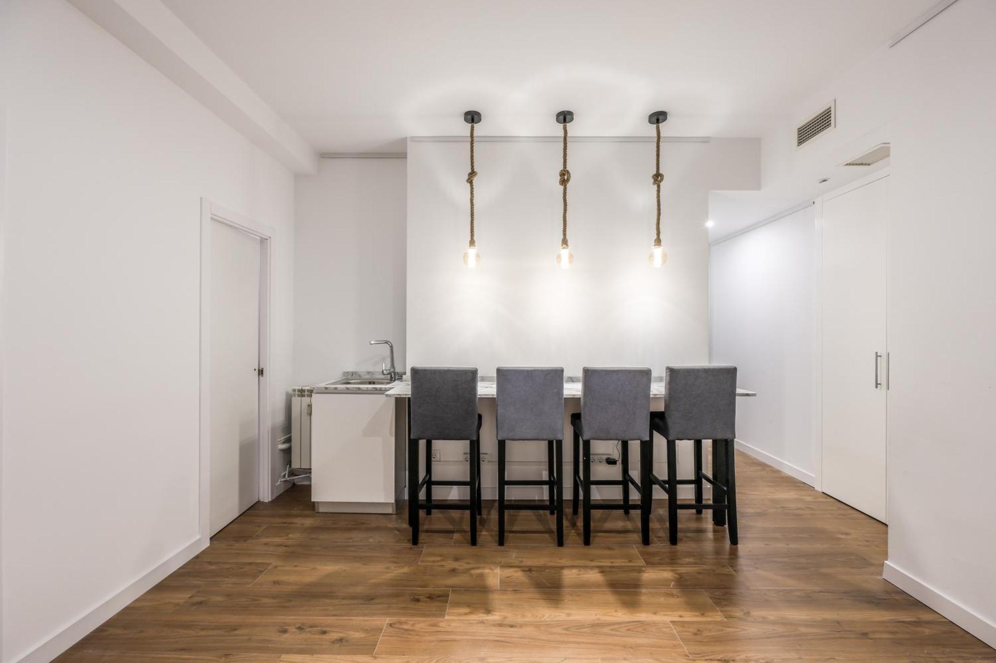Отель Be Coliving Madrid Centro Экстерьер фото