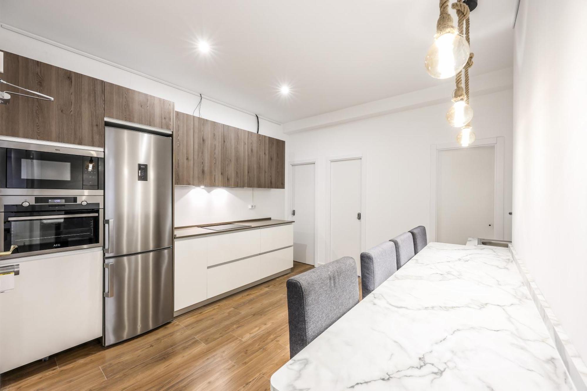 Отель Be Coliving Madrid Centro Экстерьер фото