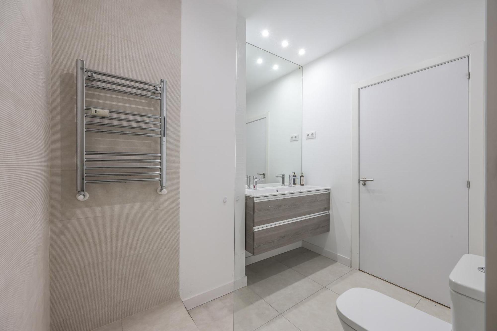 Отель Be Coliving Madrid Centro Экстерьер фото