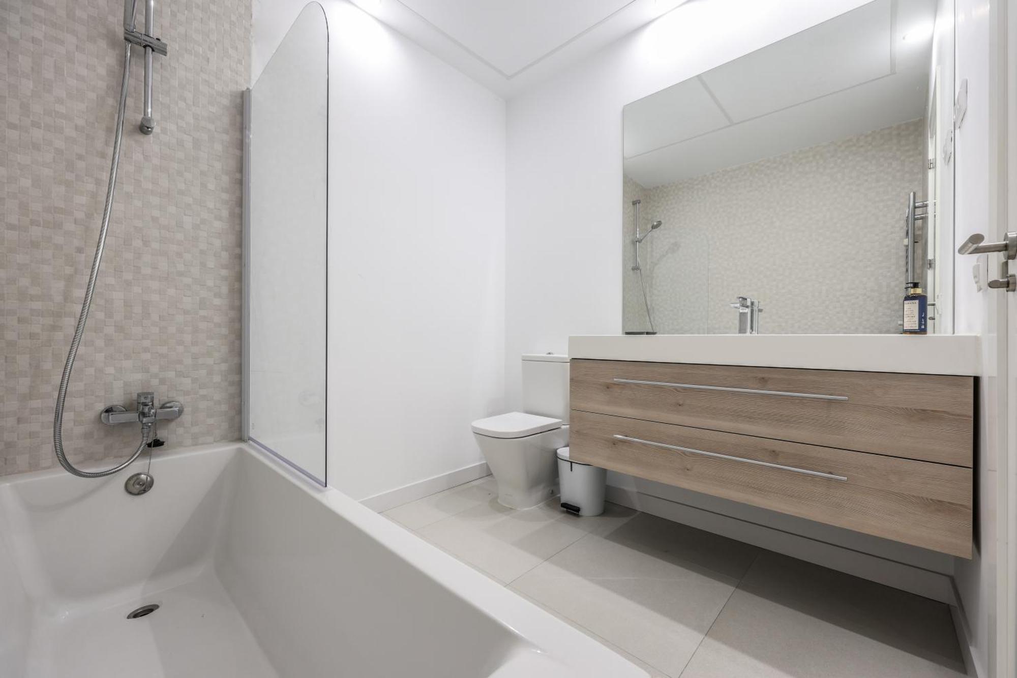 Отель Be Coliving Madrid Centro Экстерьер фото